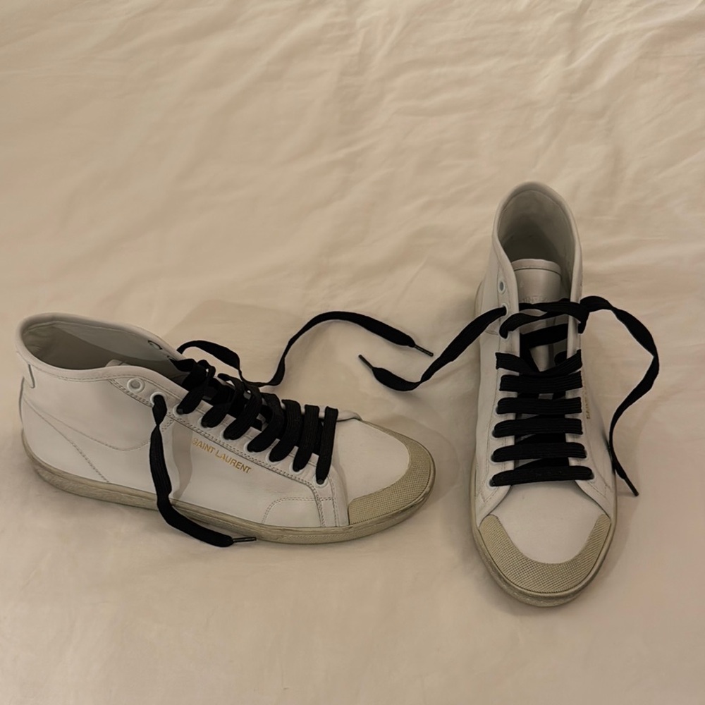Saint Laurent White and Black Leather Sneakers - Picture 1 of 3